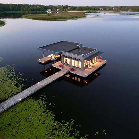 Boat House Villa Baltezers Buitenkant foto