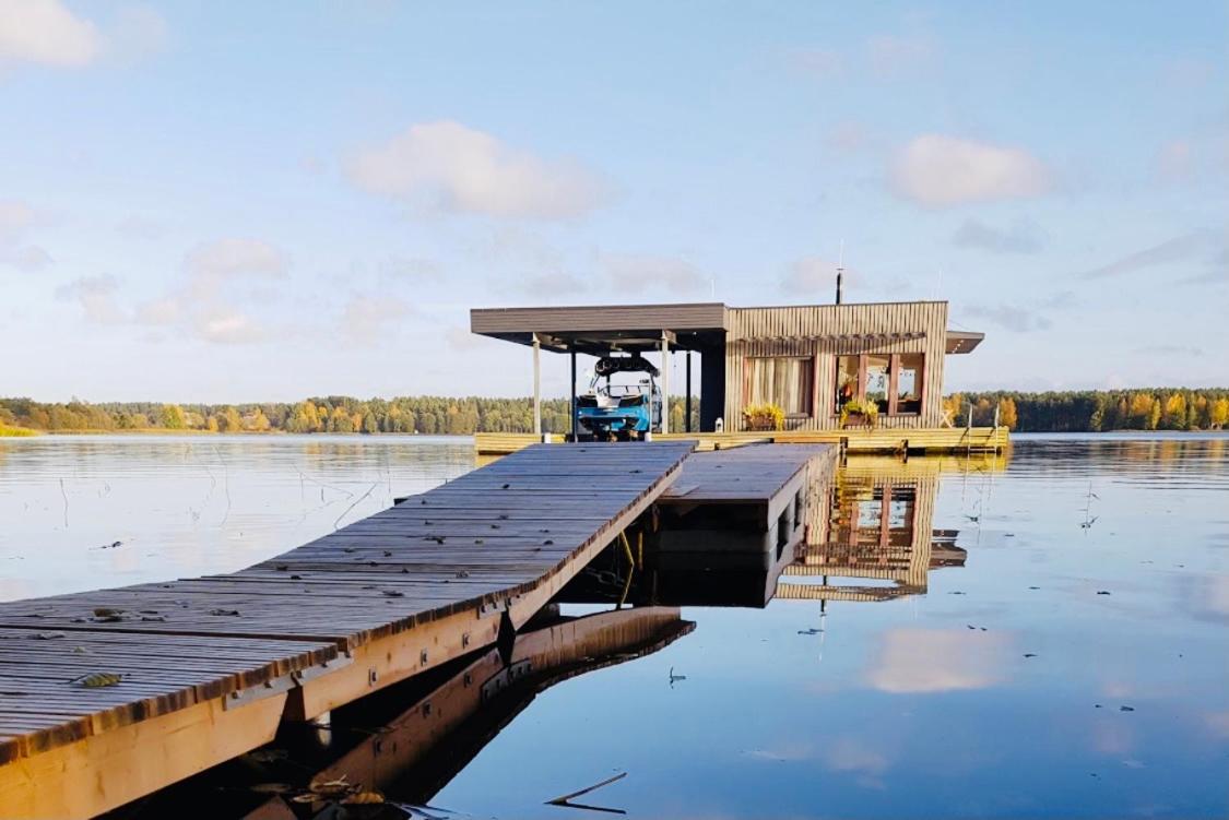 Boat House Villa Baltezers Buitenkant foto