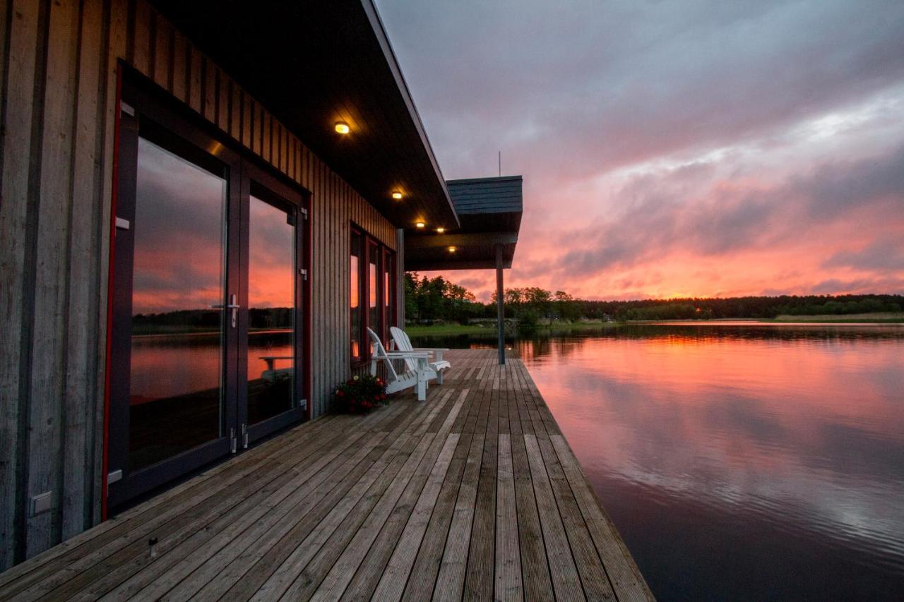 Boat House Villa Baltezers Buitenkant foto